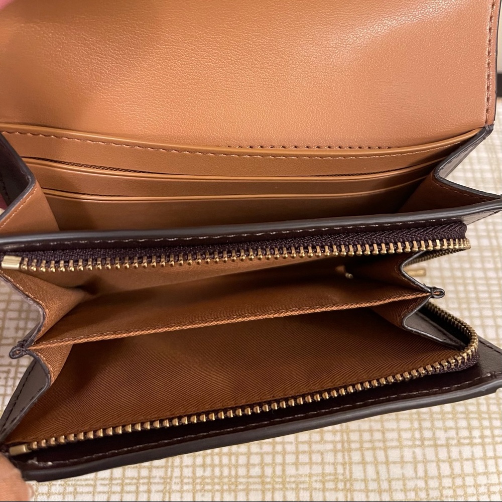 Coach Hutton Colorblock Wallet - Picture 5 of 10